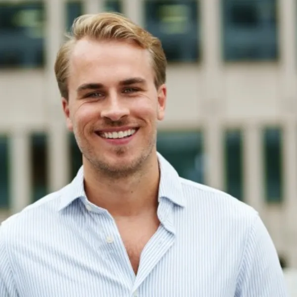 Jonathan Bach